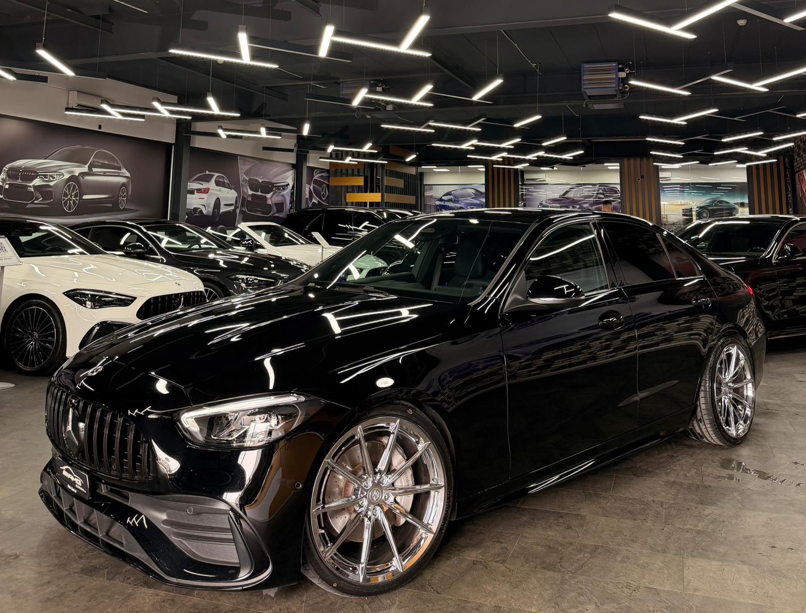 MERCEDES-BENZ C 180 AMG (C63s AMG Bodykit) Limited Black&Silver Performance 5 Jahre Werksgarantie & Gratisservice