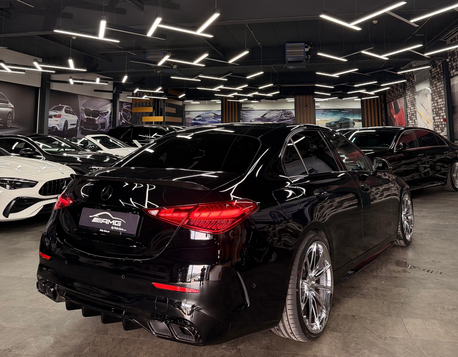 MERCEDES-BENZ C 180 AMG (C63s AMG Bodykit) Limited Black&Silver Performance 5 Jahre Werksgarantie & Gratisservice-image-6