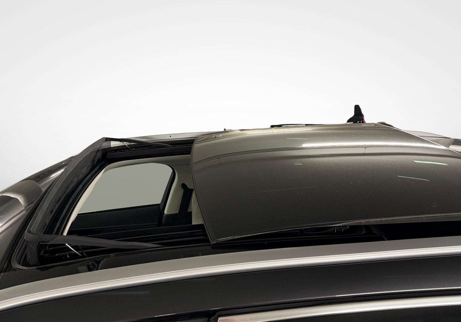 JAGUAR F-Pace 2.0 T 250 Advantage AWD-image-13