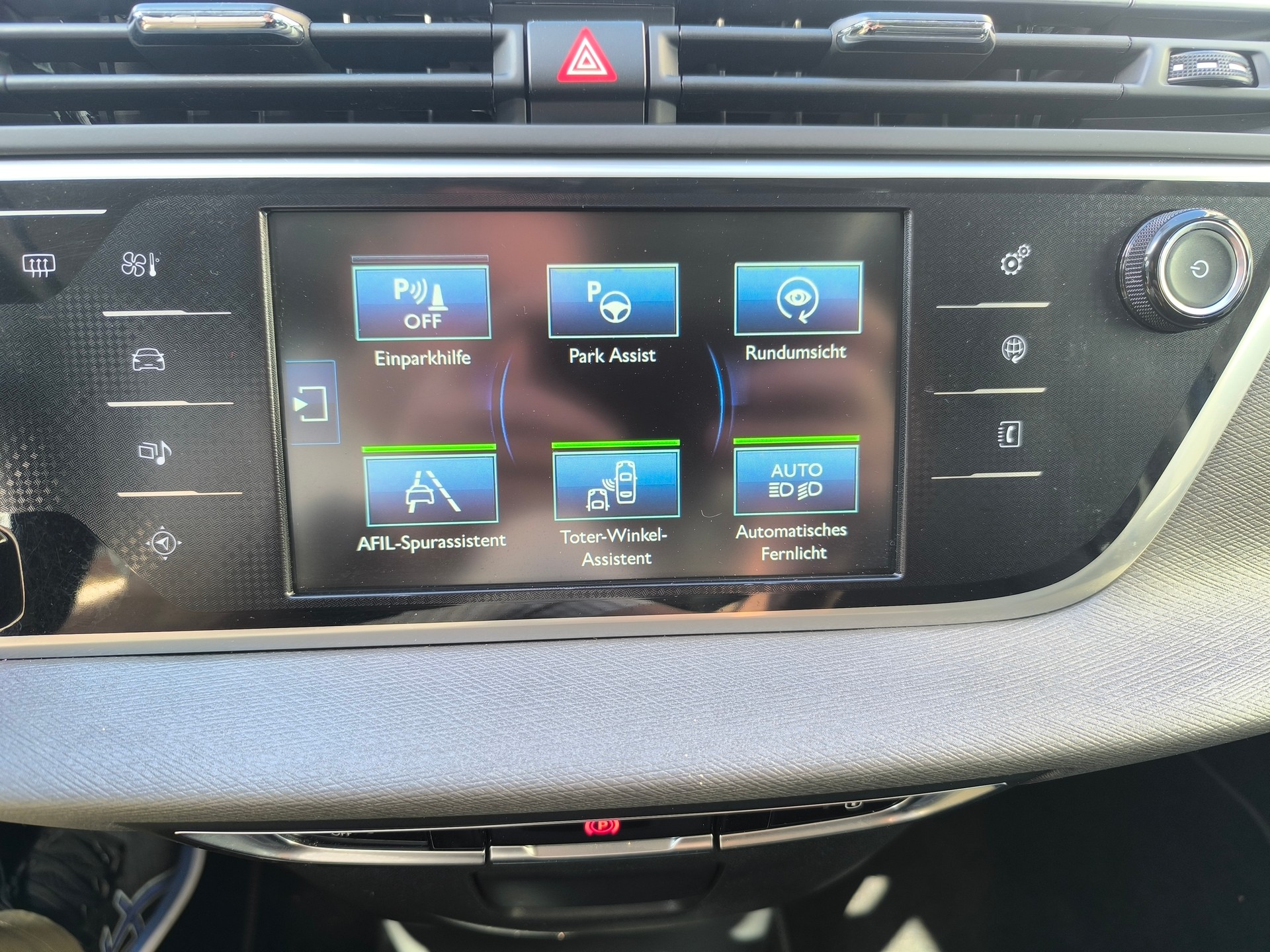 CITROEN C4 Picasso 1.6i 16V e-THP Exclusive Automatic mit 360Grad Kamera - Spurwechsel Assisstent - Panorama Dach-image-15
