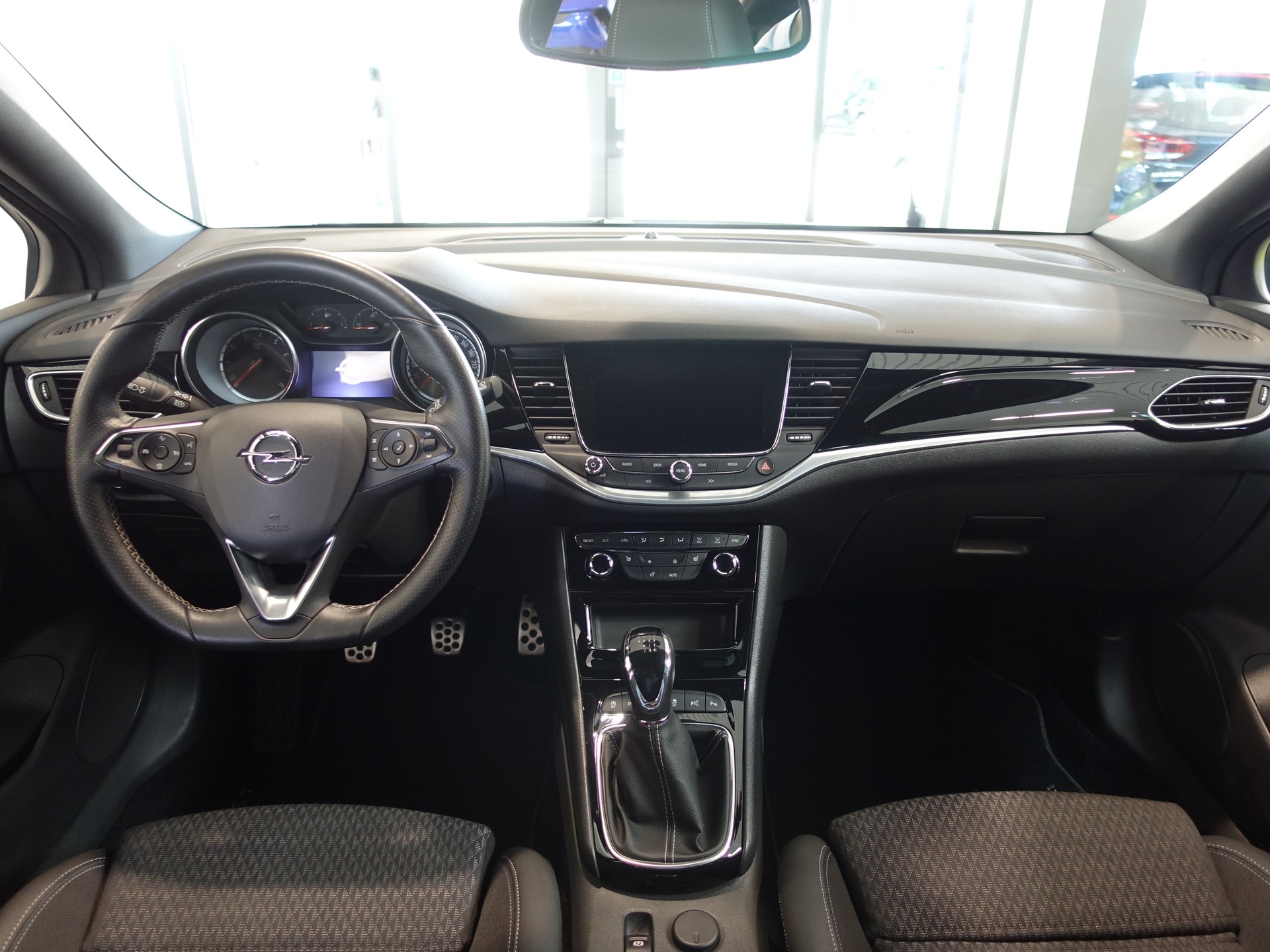 OPEL Astra 1.6i T. OPC Line-image-21