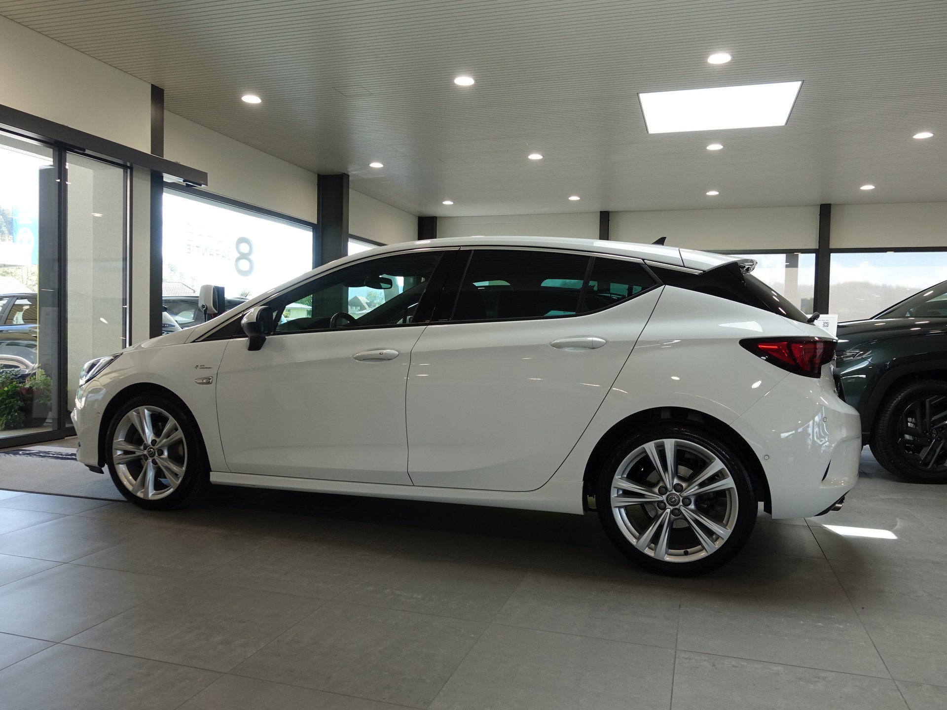 OPEL Astra 1.6i T. OPC Line-image-11