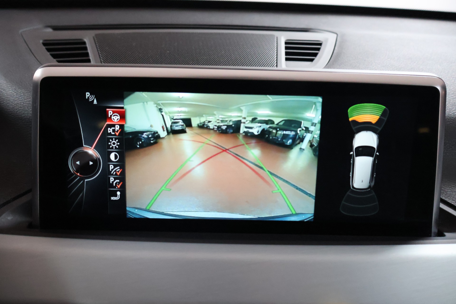 BMW X1 xDrive 25d Sport Line Steptronic-image-11