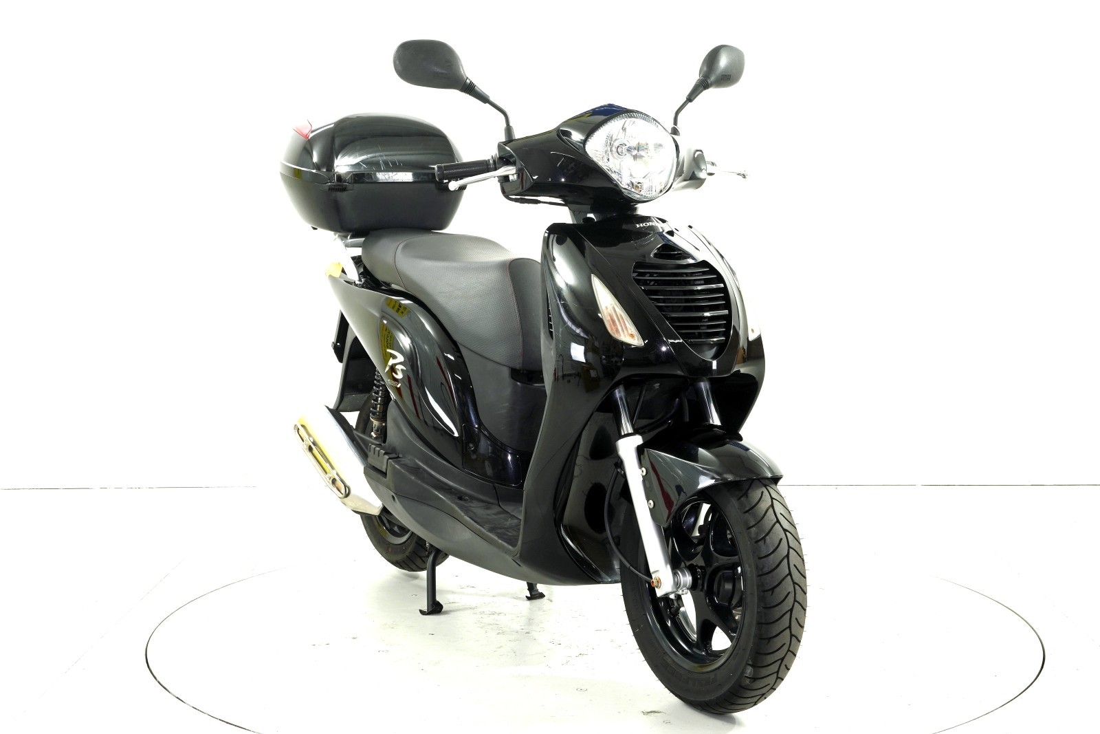 HONDA PS 125i-showroom-element-1