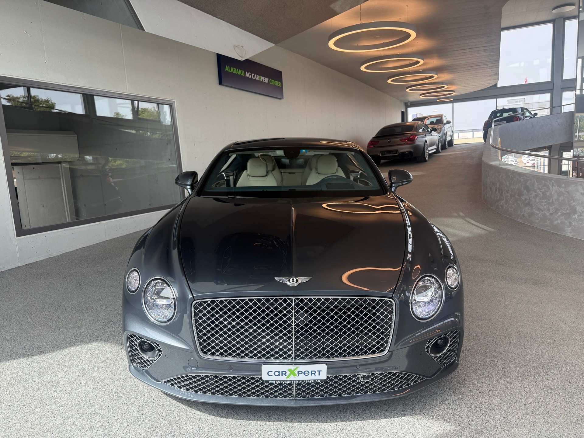 BENTLEY Continental GT 4.0 V8-showroom-element-1
