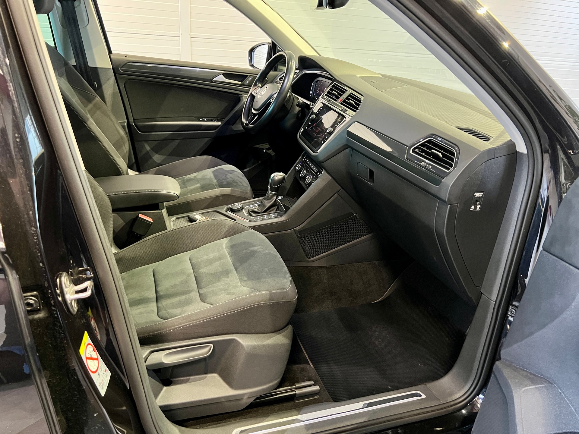 VW Tiguan 2.0TSI Highline 4Motion DSG-image-15