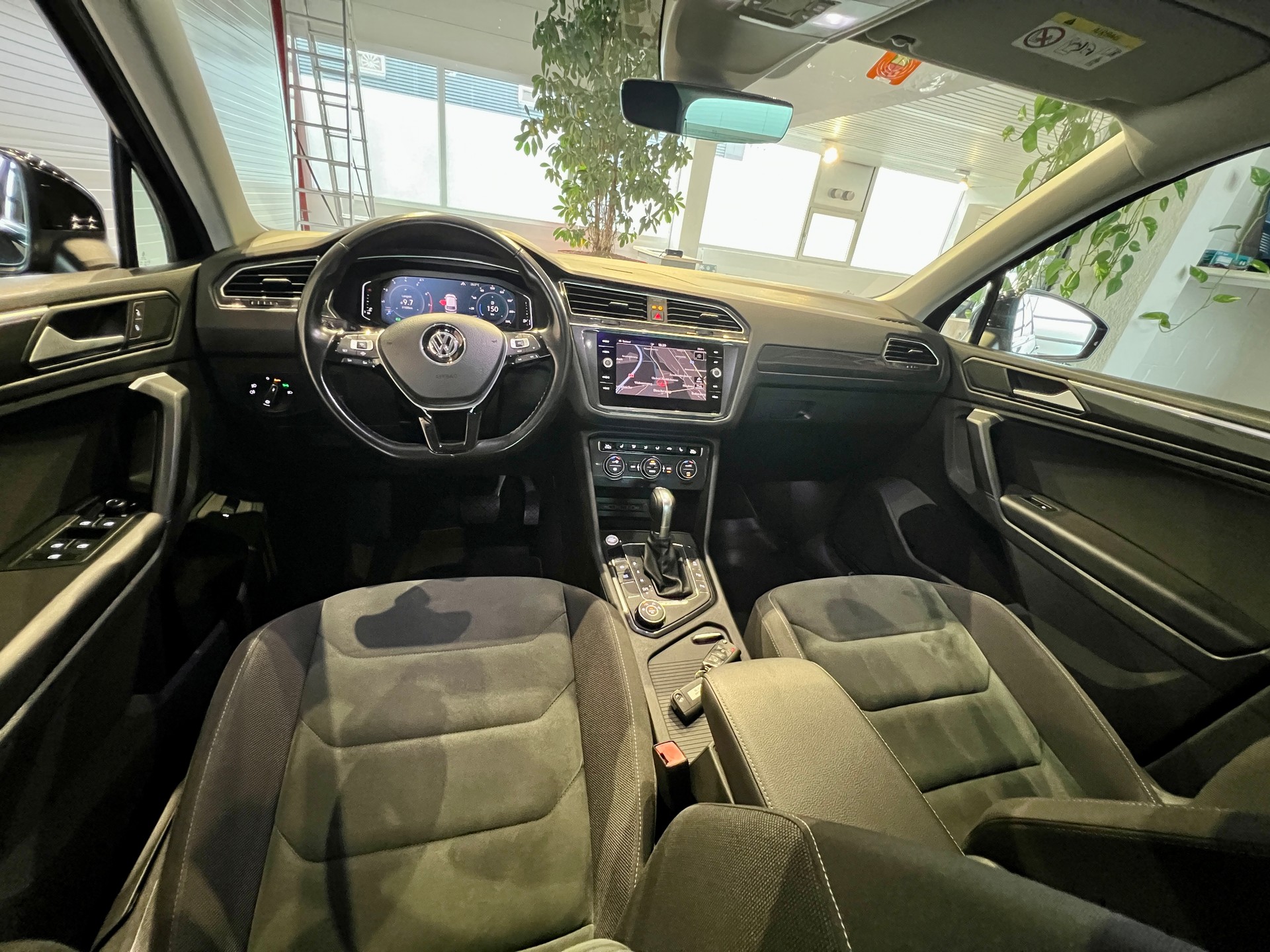 VW Tiguan 2.0TSI Highline 4Motion DSG-image-10