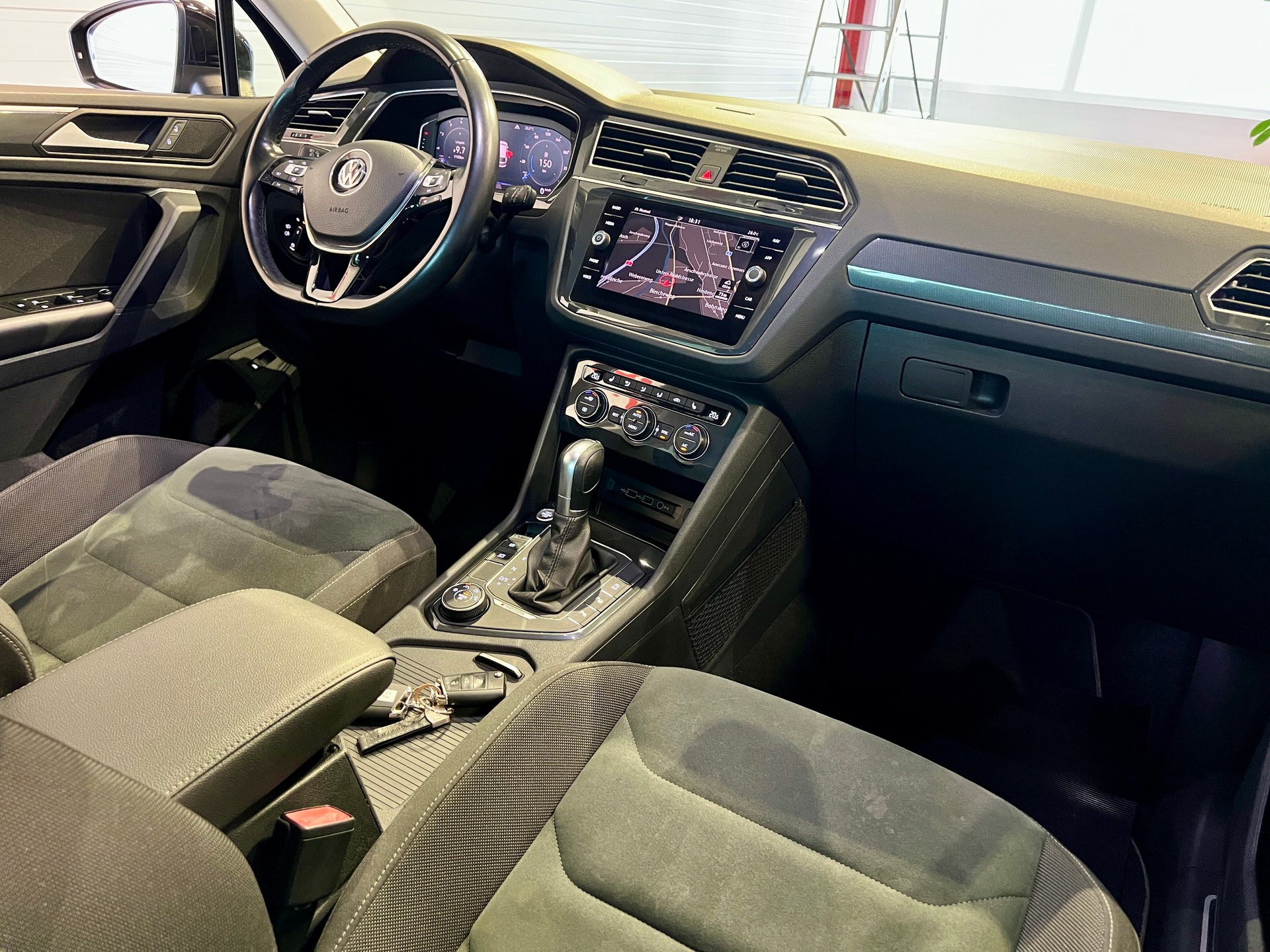 VW Tiguan 2.0TSI Highline 4Motion DSG-image-14
