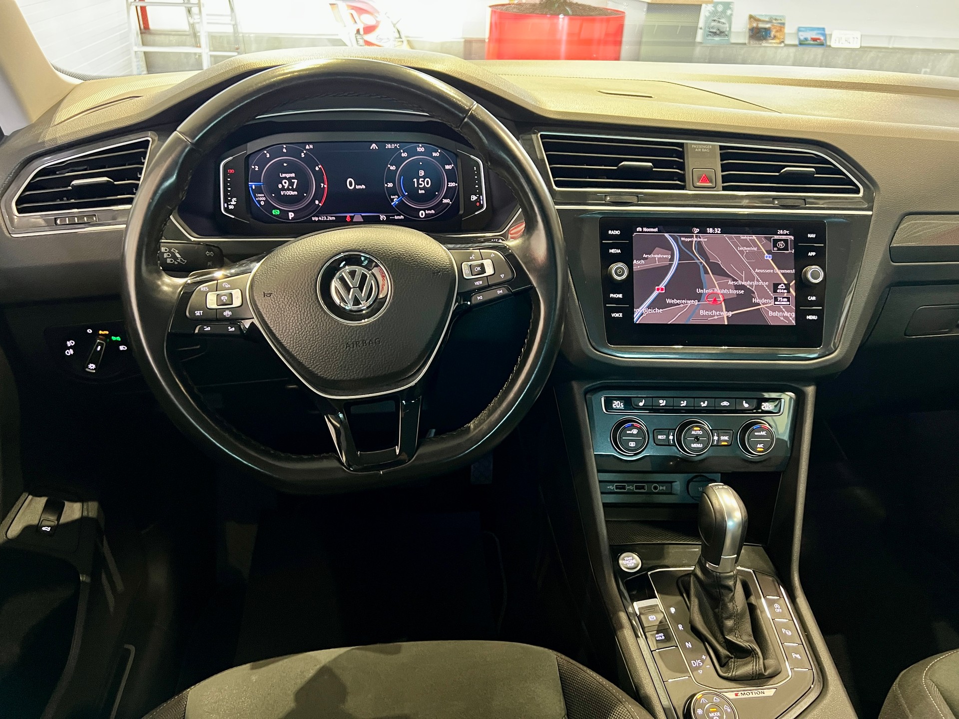 VW Tiguan 2.0TSI Highline 4Motion DSG-image-17