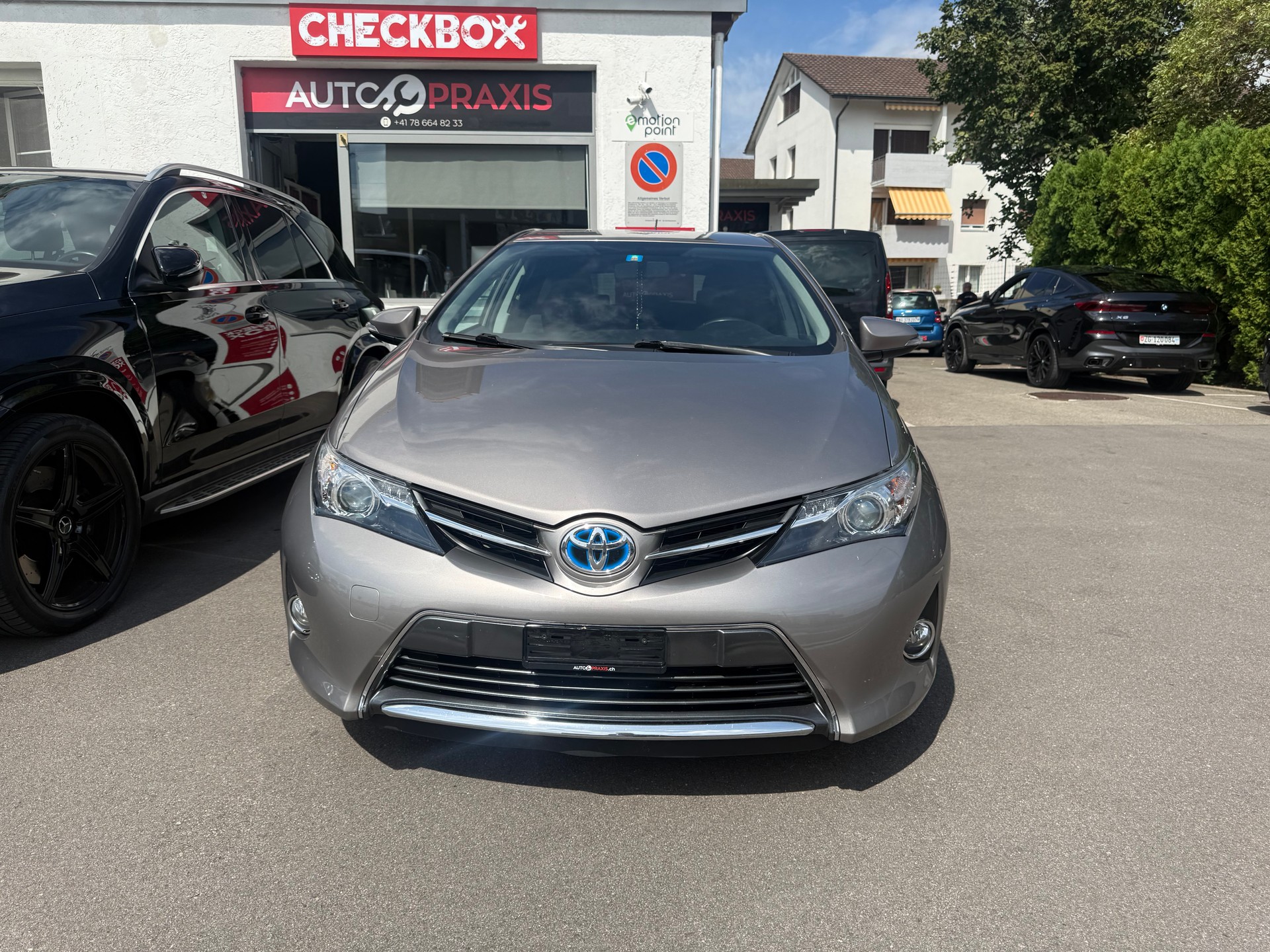 TOYOTA 1.8 HSD Linea Luna-image-1