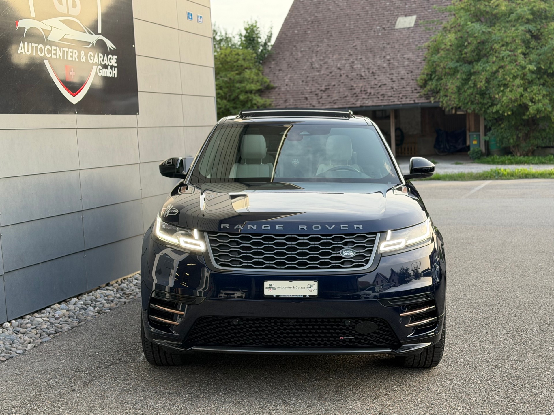 LAND ROVER Range Rover Velar R-Dynamic P 250 S Automatic-image-7