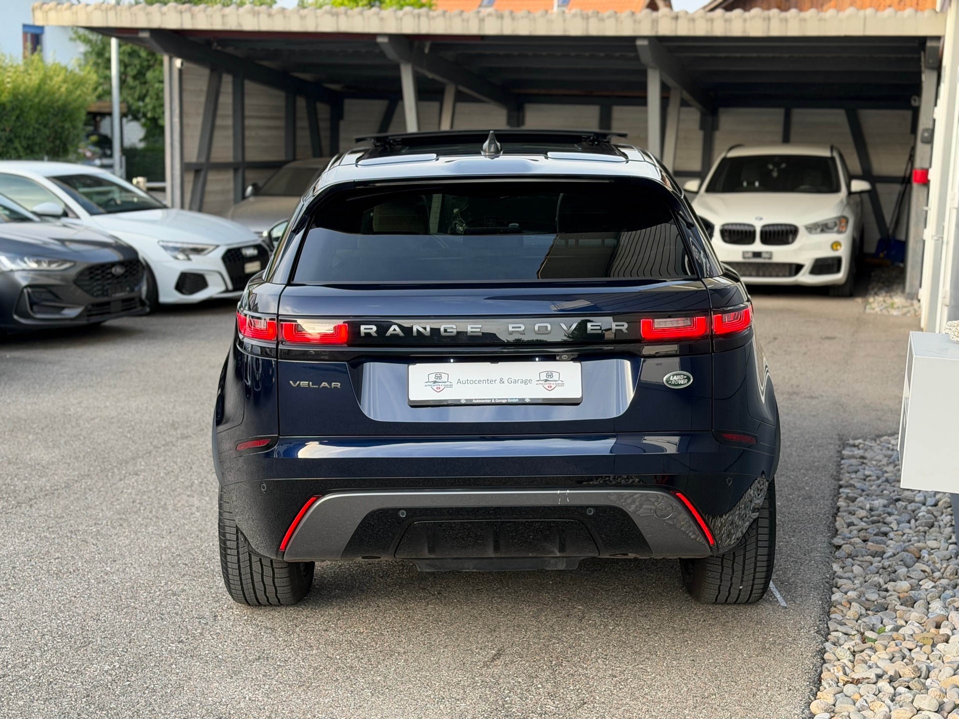 LAND ROVER Range Rover Velar R-Dynamic P 250 S Automatic-image-6