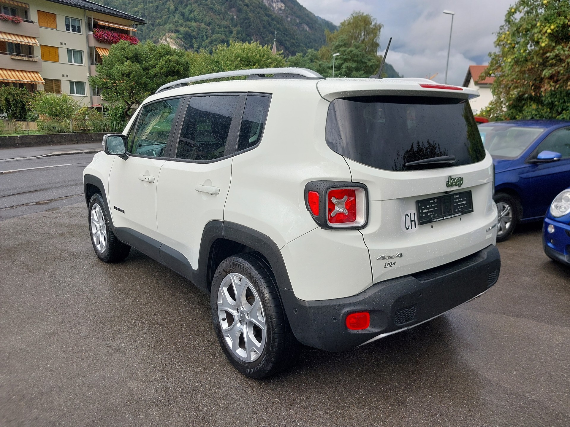 JEEP Renegade 1.4 Turbo Limited AWD-image-2
