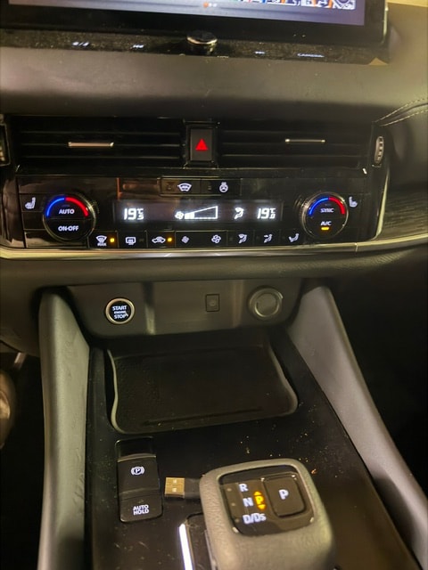 NISSAN 1.3 DIG-T MHEV Tekna + Xtronic 4x4-image-5