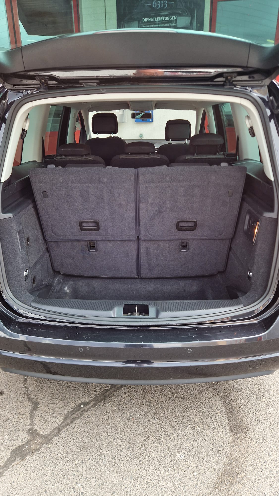 VW Sharan 2.0 TDI BlueMotion Technology Comfortline-image-11