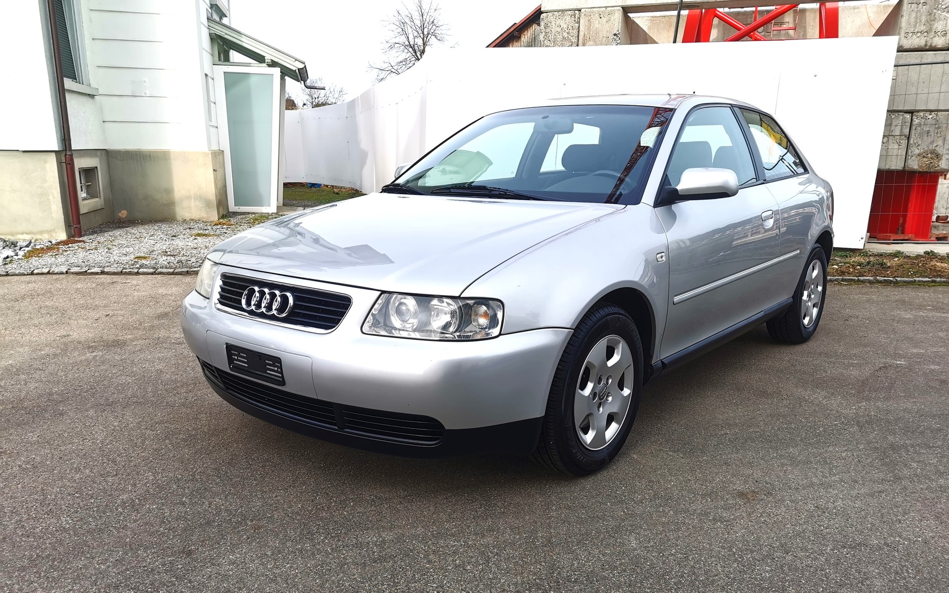 AUDI A3 1.8 Ambiente-image-4