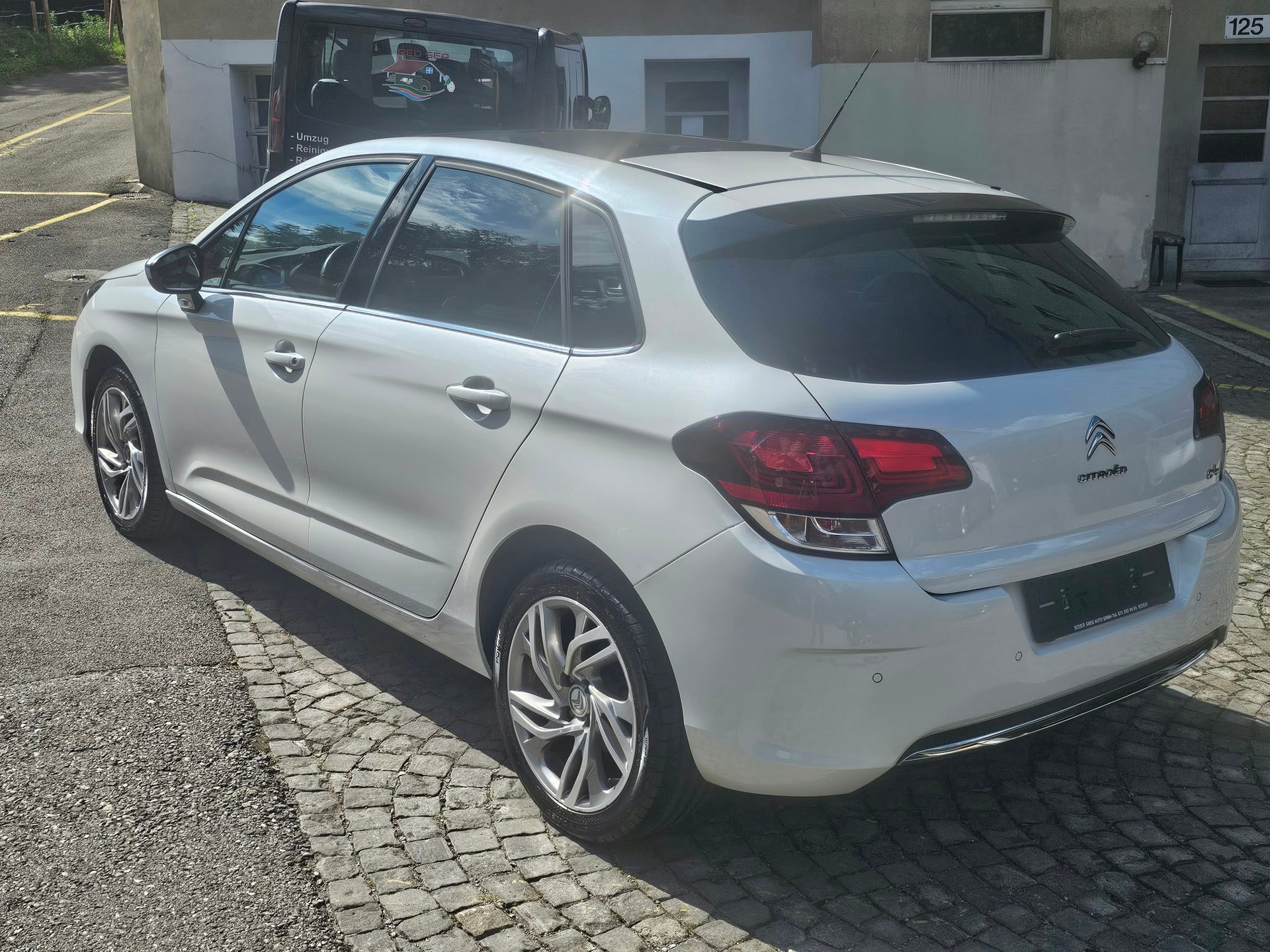 CITROEN C4 1.2 Pure Tech Feel Edition Automatic-image-2