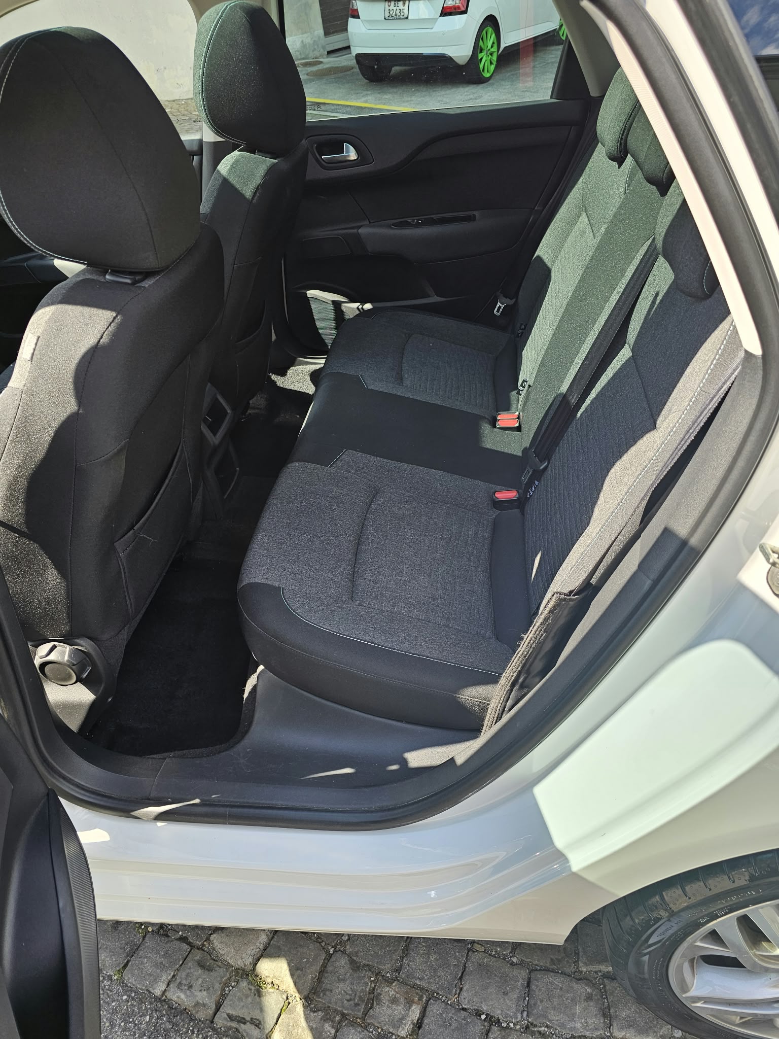 CITROEN C4 1.2 Pure Tech Feel Edition Automatic-image-12