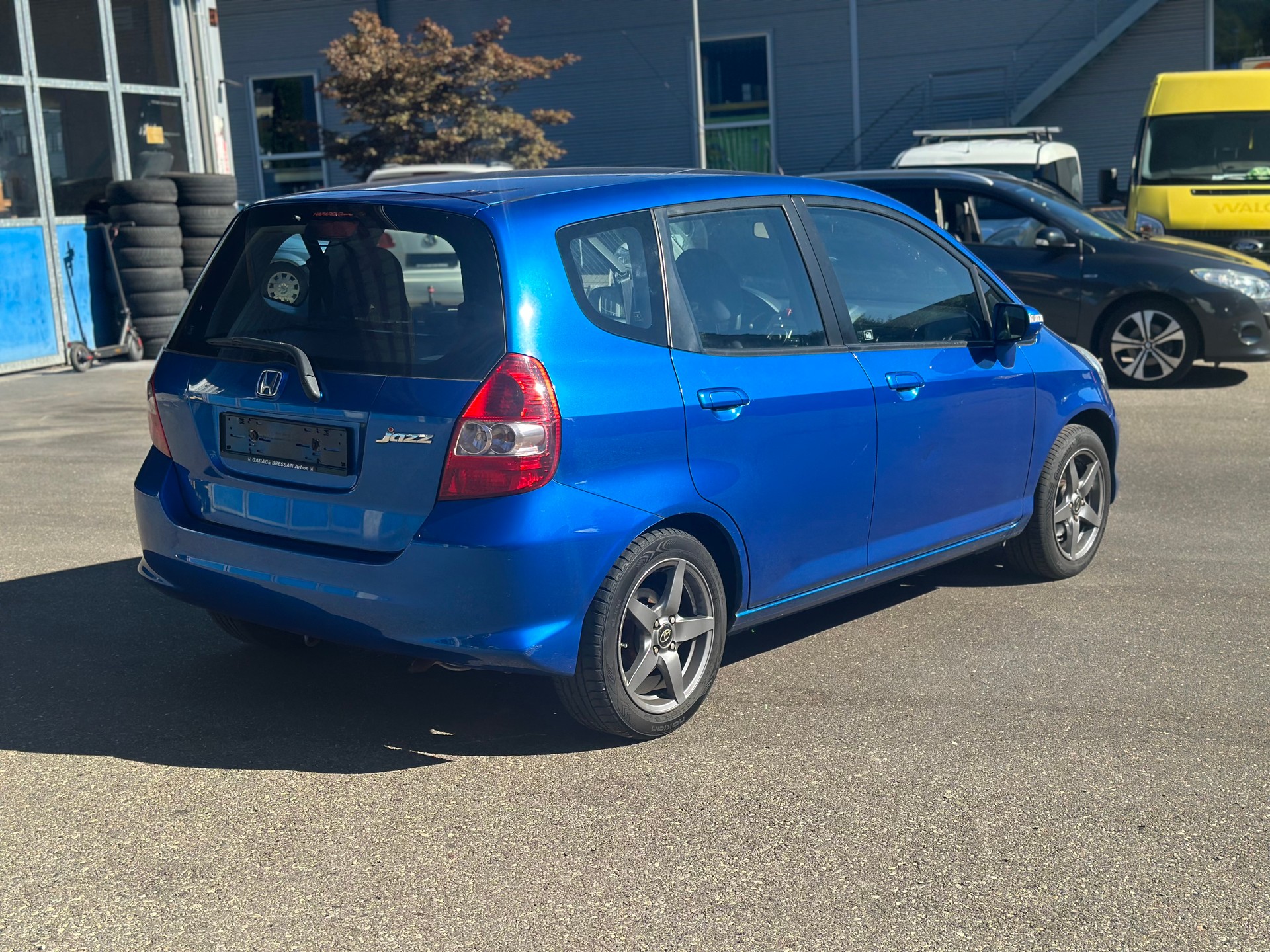 HONDA Jazz 1.4i ES-image-5