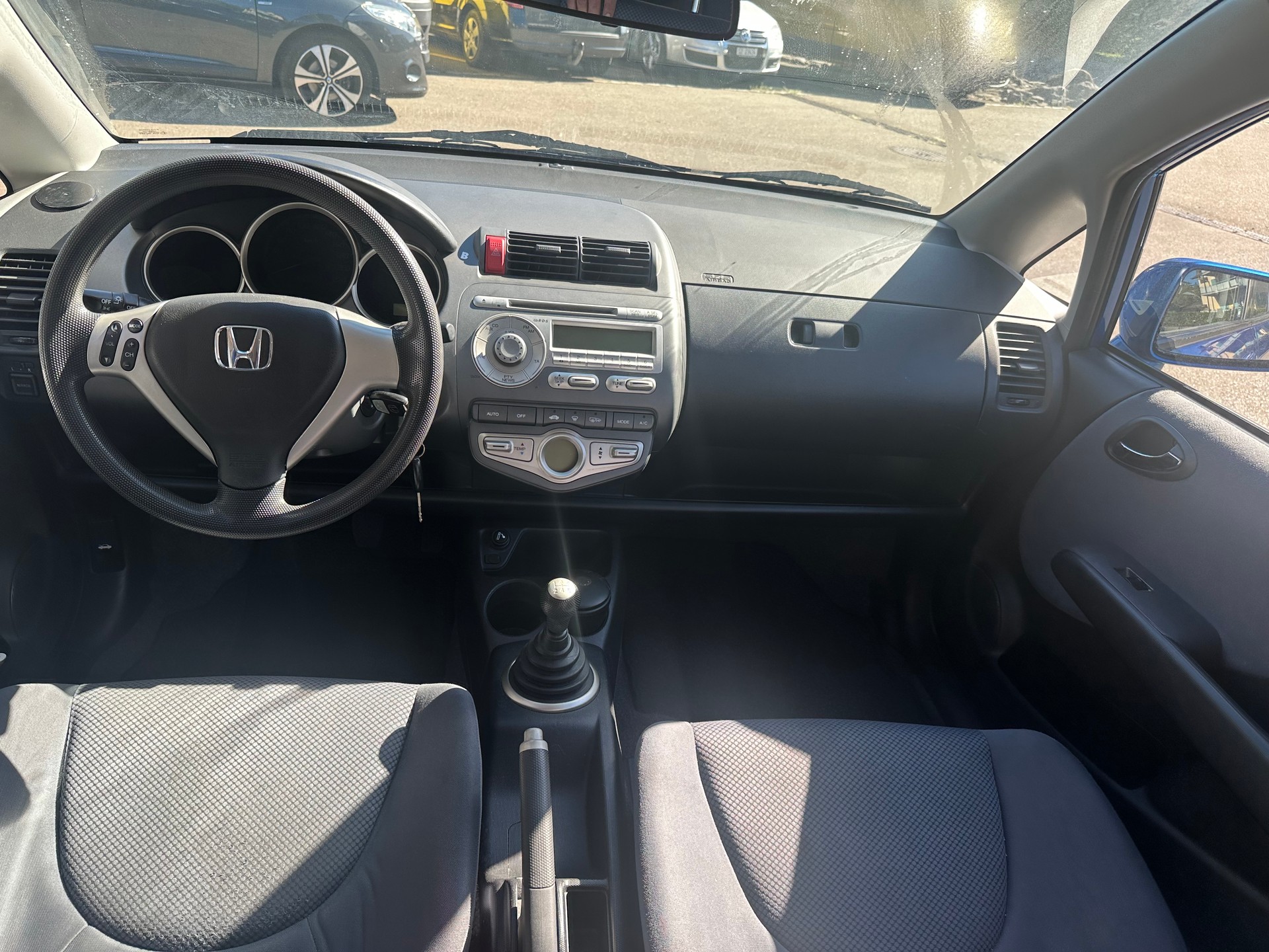 HONDA Jazz 1.4i ES-image-9