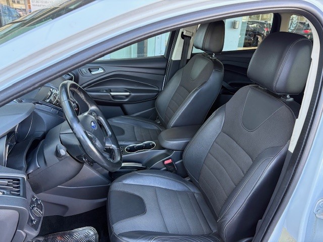 FORD Kuga 2.0 TDCi Titanium S 4WD PowerShift-image-9