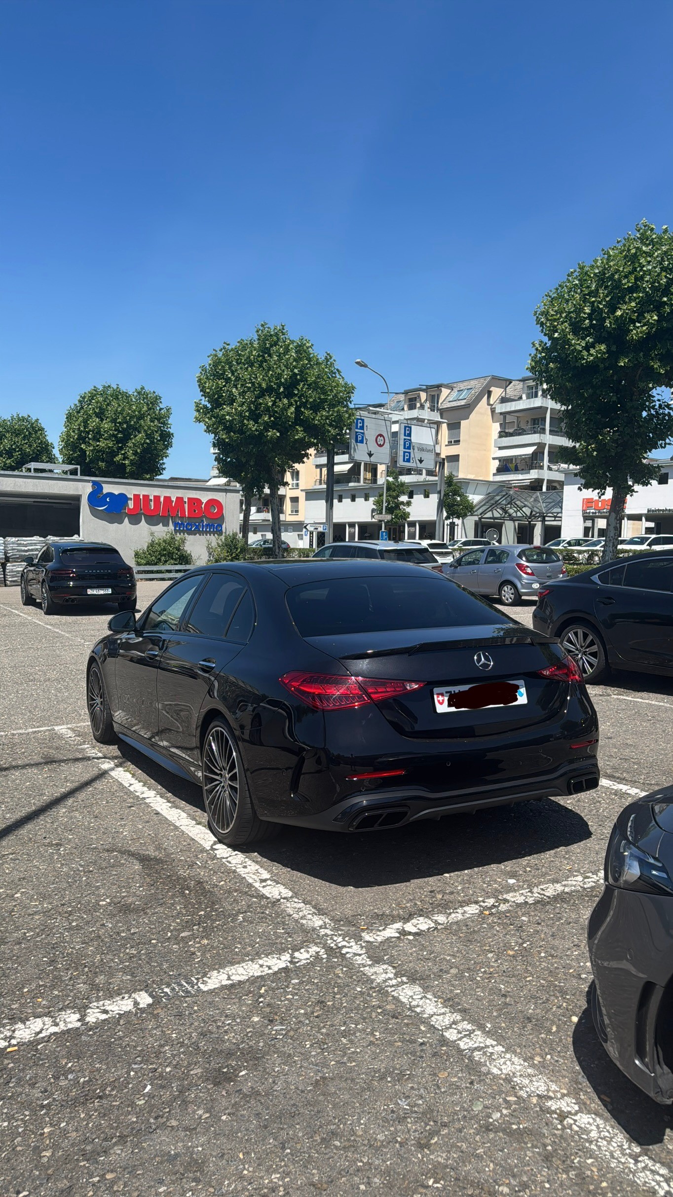 MERCEDES-BENZ C 300 AMG Line 4matic-image-1