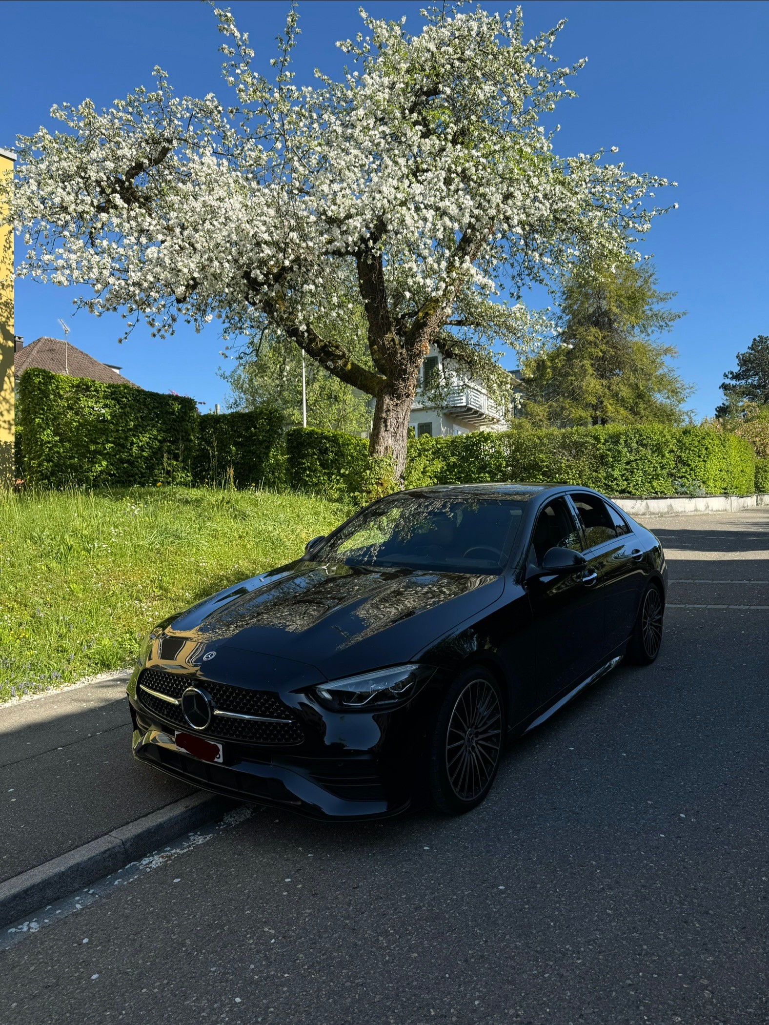 MERCEDES-BENZ C 300 AMG Line 4matic-image-0