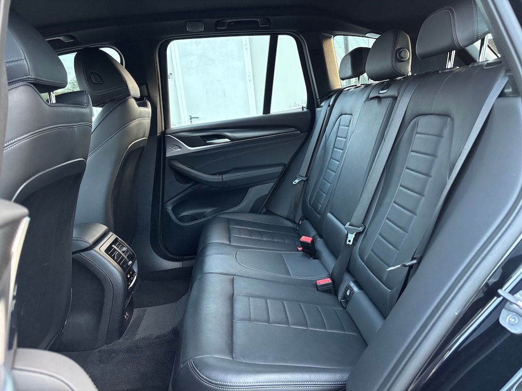 BMW X3 xDrive 48V 20d M Sport Edition Steptronic-image-16