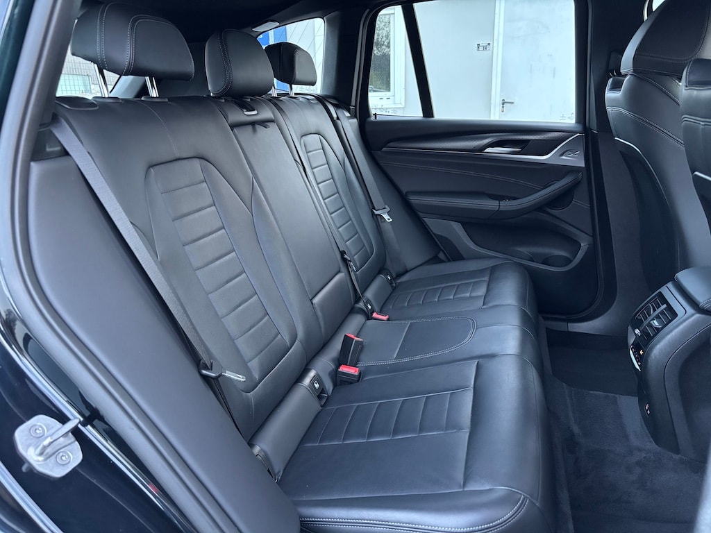 BMW X3 xDrive 48V 20d M Sport Edition Steptronic-image-17