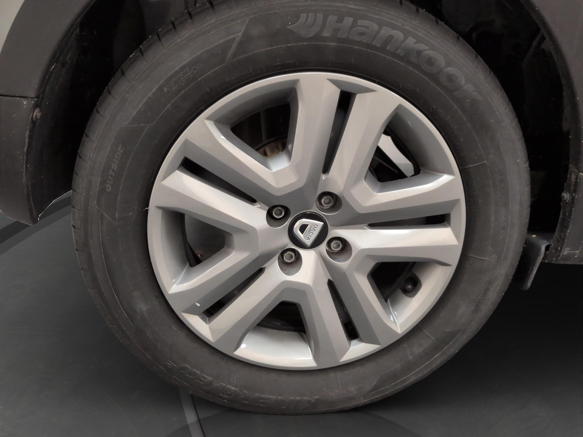 DACIA Sandero Stepway TCe 90 Comfort CVT-image-23