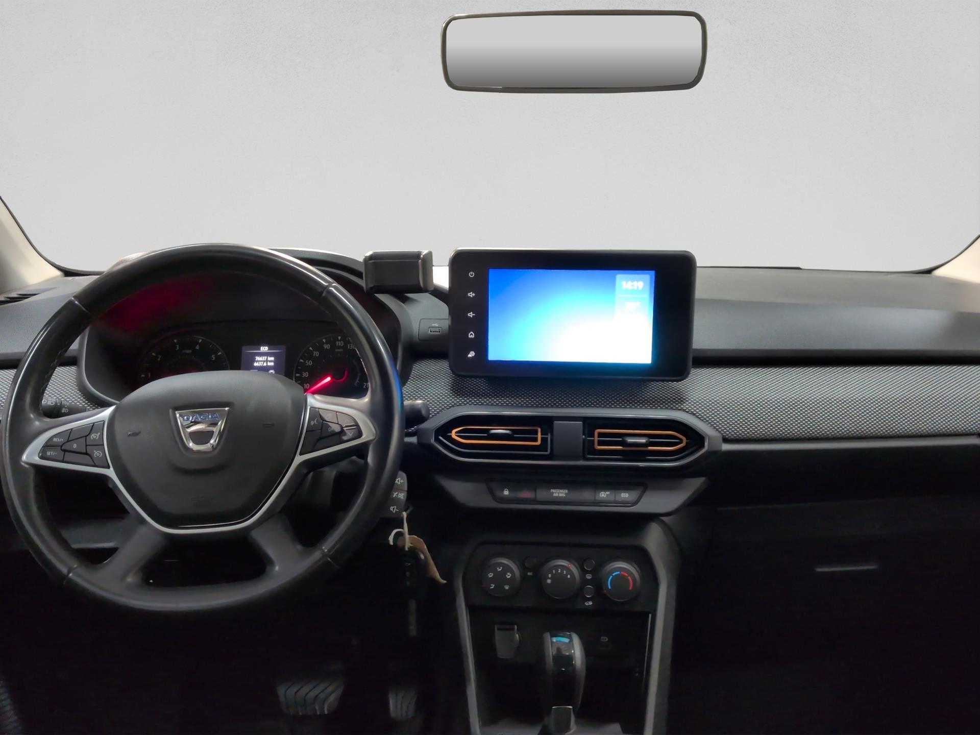 DACIA Sandero Stepway TCe 90 Comfort CVT-image-13