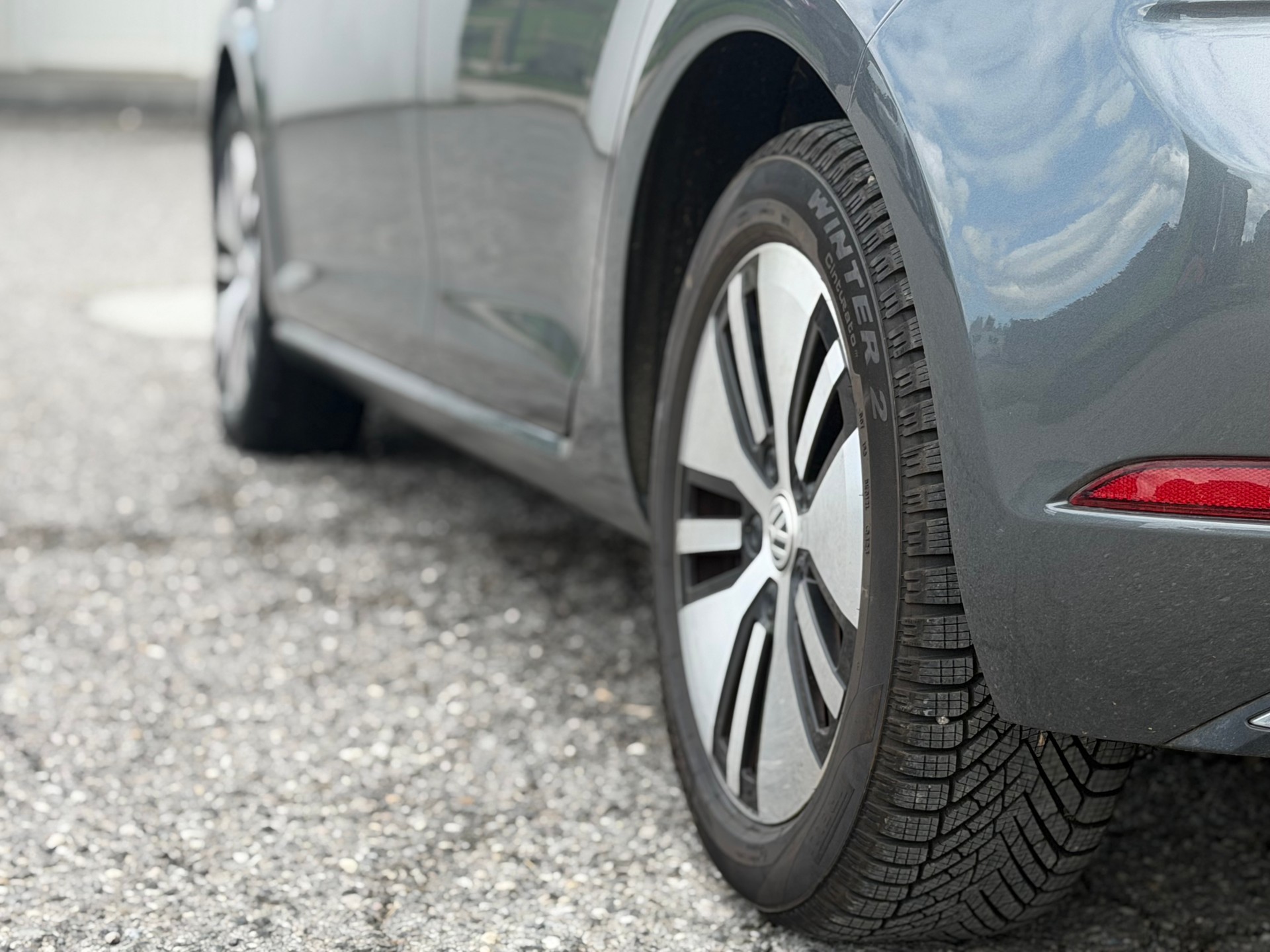 VW e-Golf-image-5