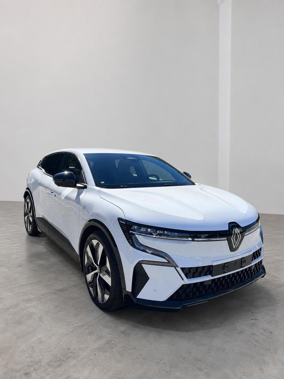 RENAULT Mégane E-TECH EV60 Techno-image-0