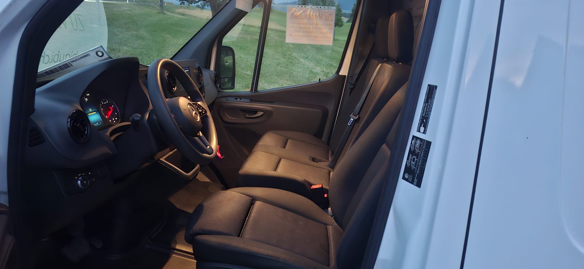 MERCEDES-BENZ 315 CDI Standard 9G-TRONIC L2H2-image-4