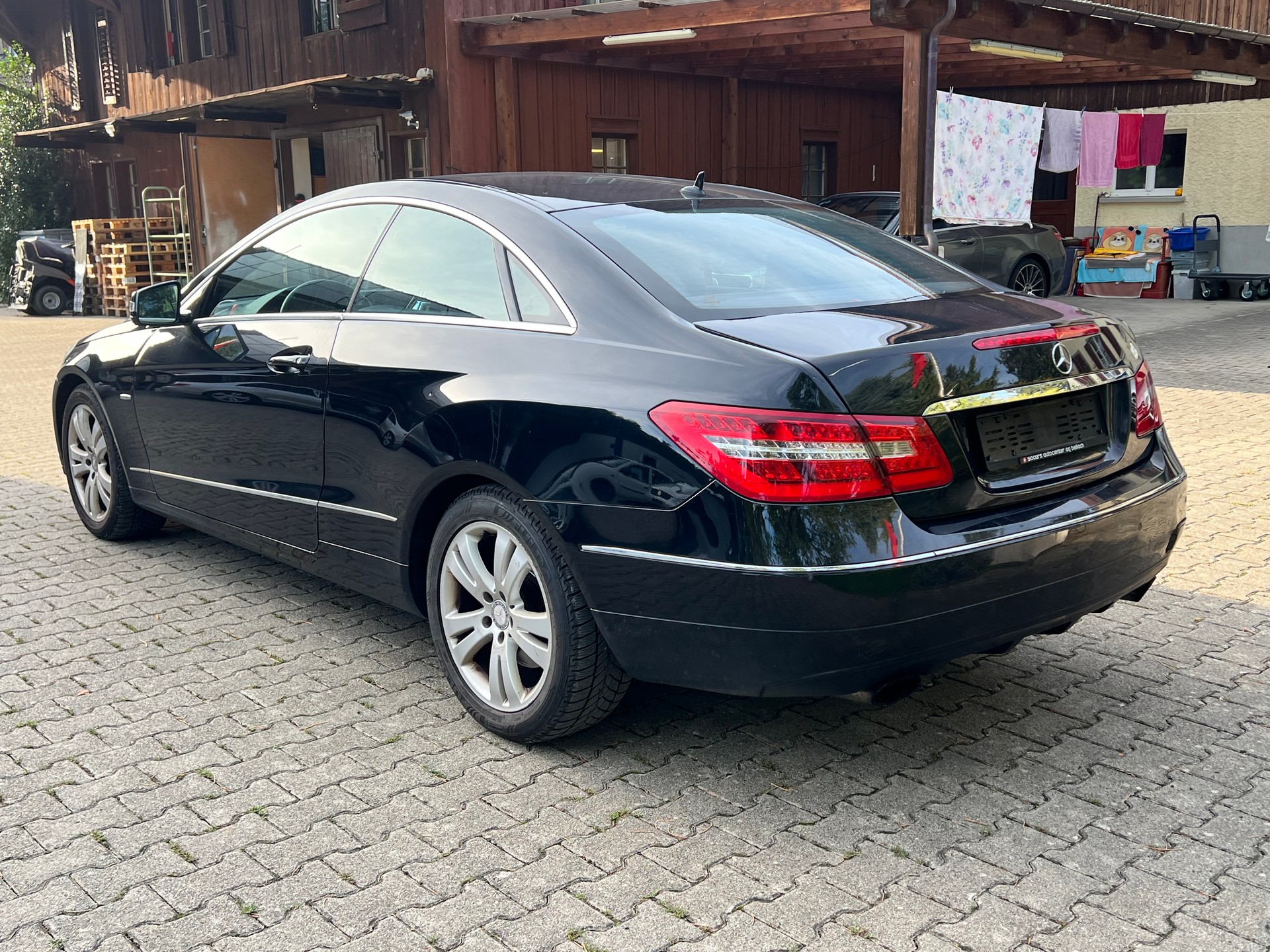 MERCEDES-BENZ E 350 CDI BlueEfficiency 7G-Tronic-image-5