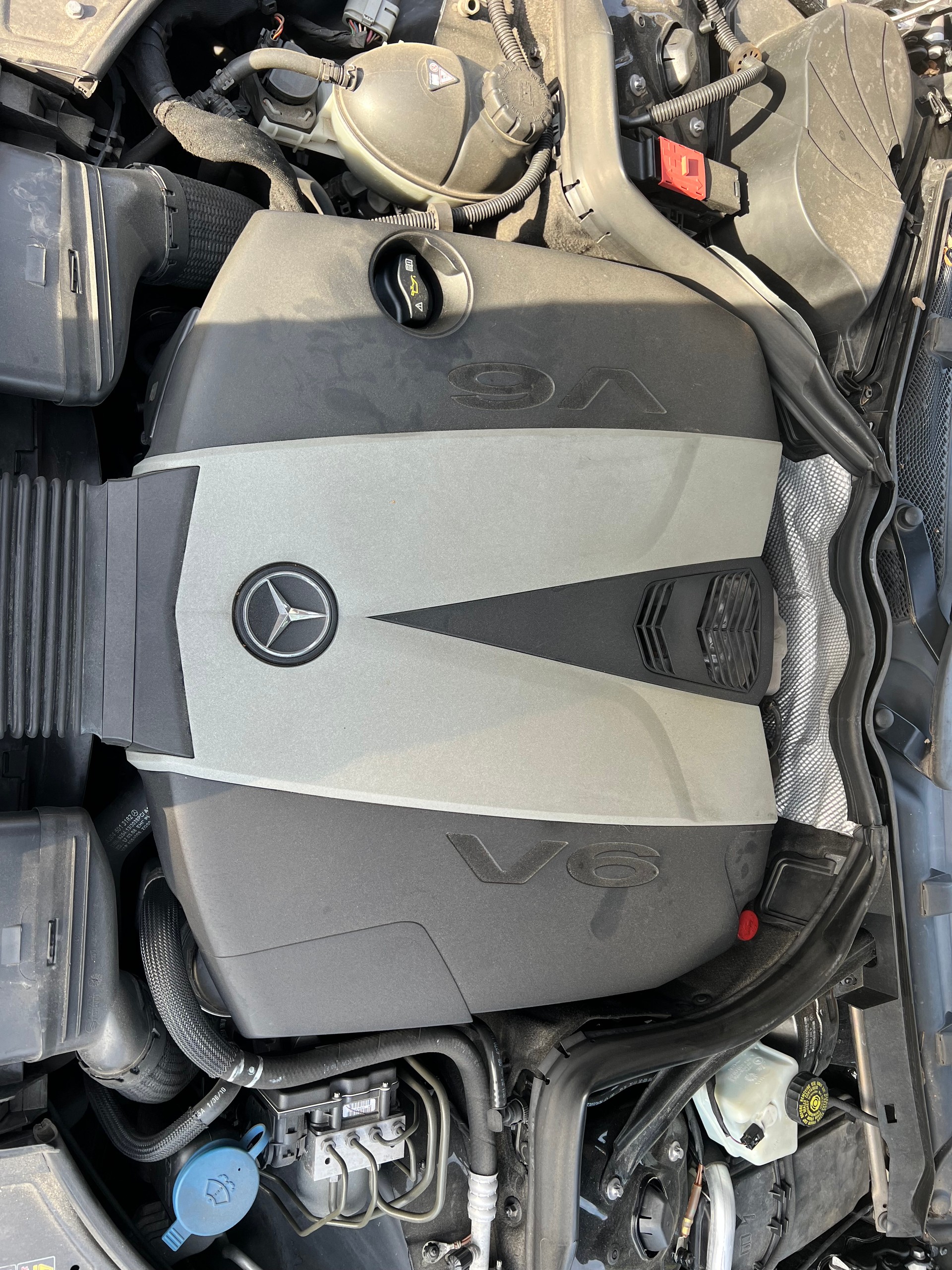MERCEDES-BENZ E 350 CDI BlueEfficiency 7G-Tronic-image-14