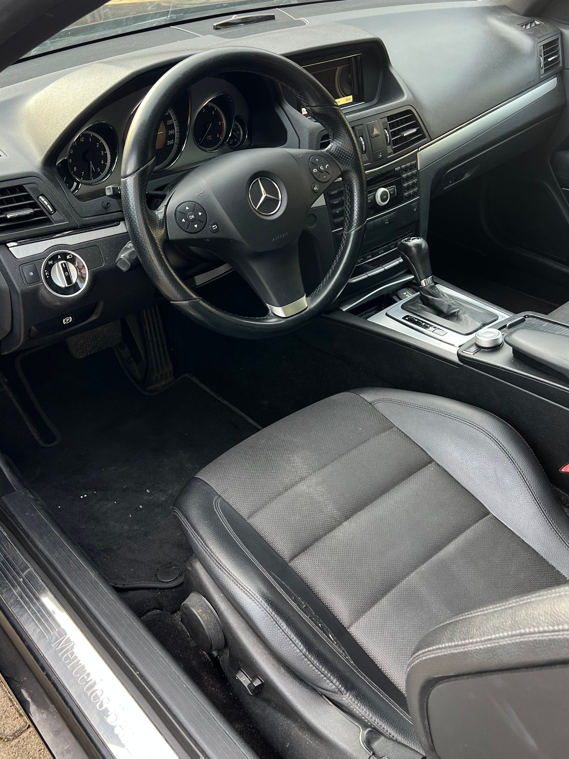 MERCEDES-BENZ E 350 CDI BlueEfficiency 7G-Tronic-image-6