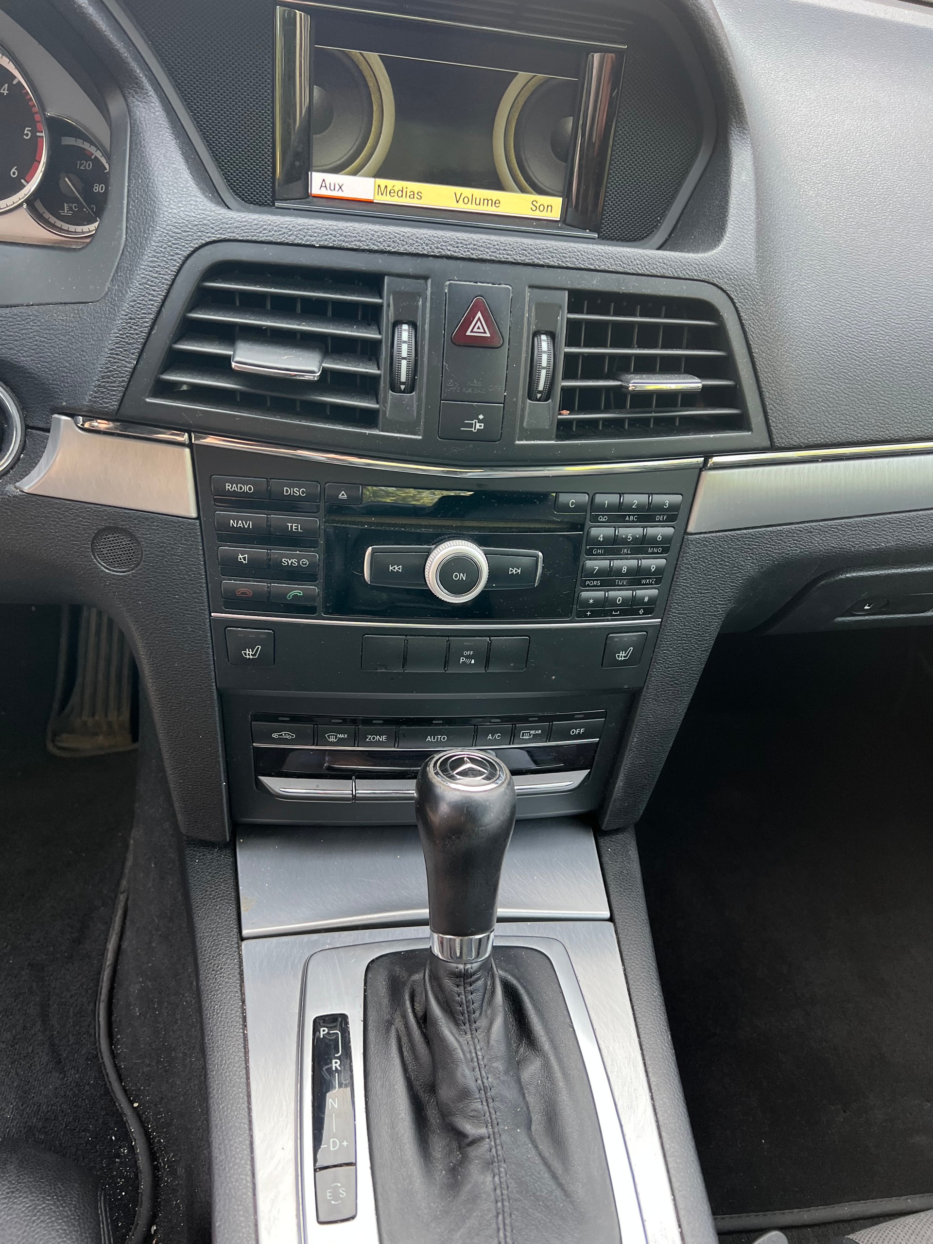 MERCEDES-BENZ E 350 CDI BlueEfficiency 7G-Tronic-image-8