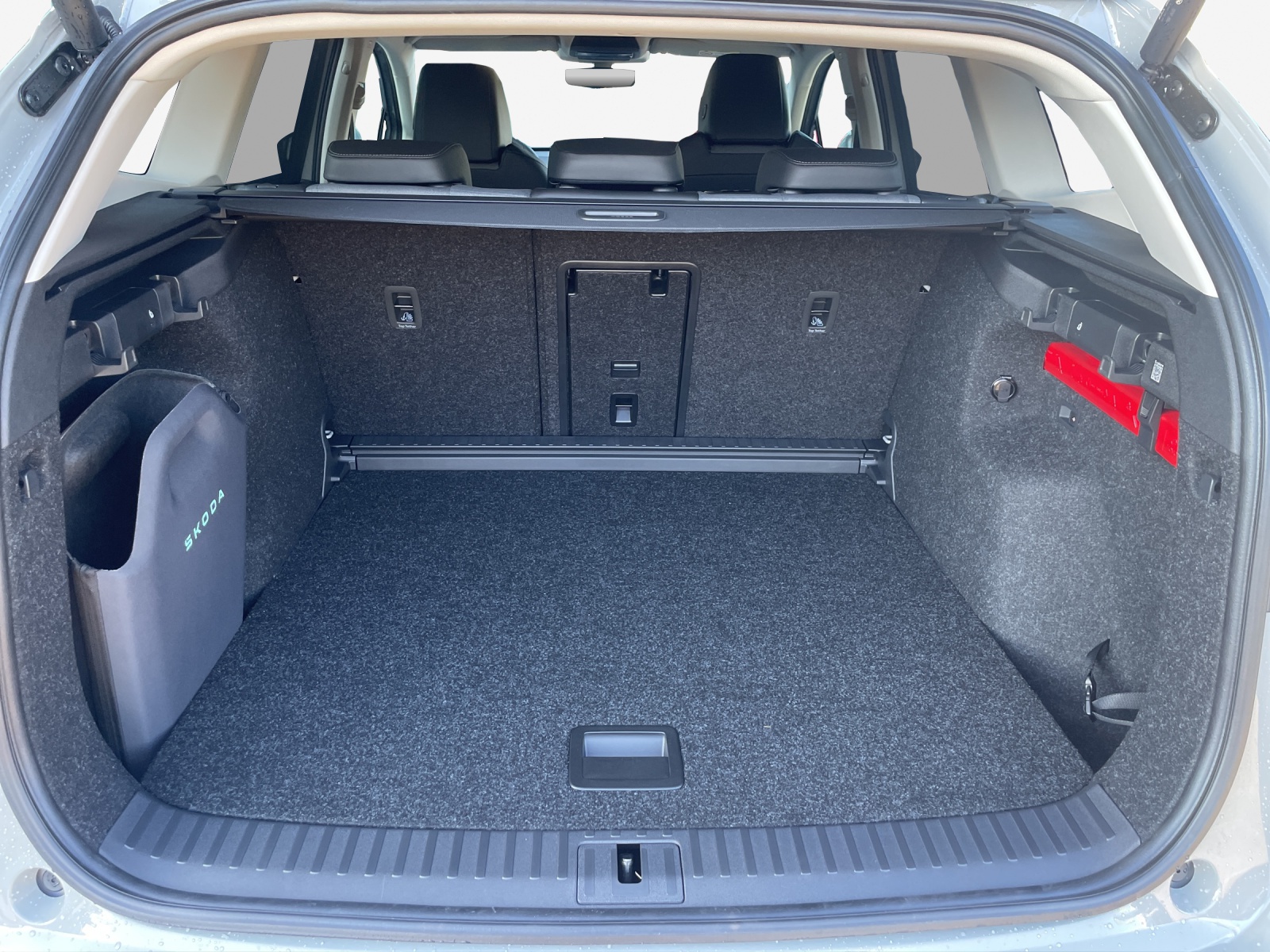 SKODA Enyaq 85x Dynamic 4x4-image-12