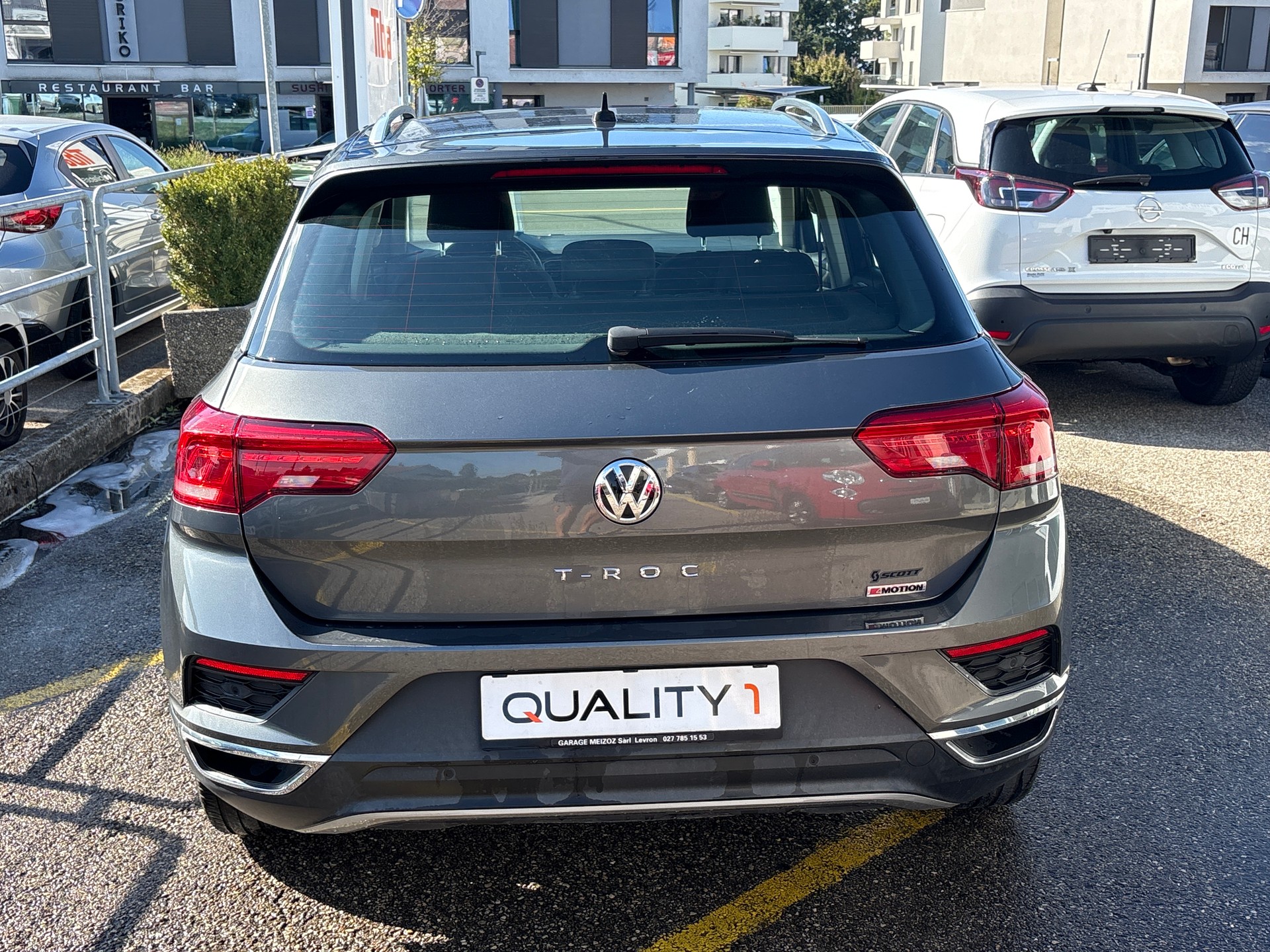 VW T-Roc 2.0 TSI Sport DSG 4Motion-image-3