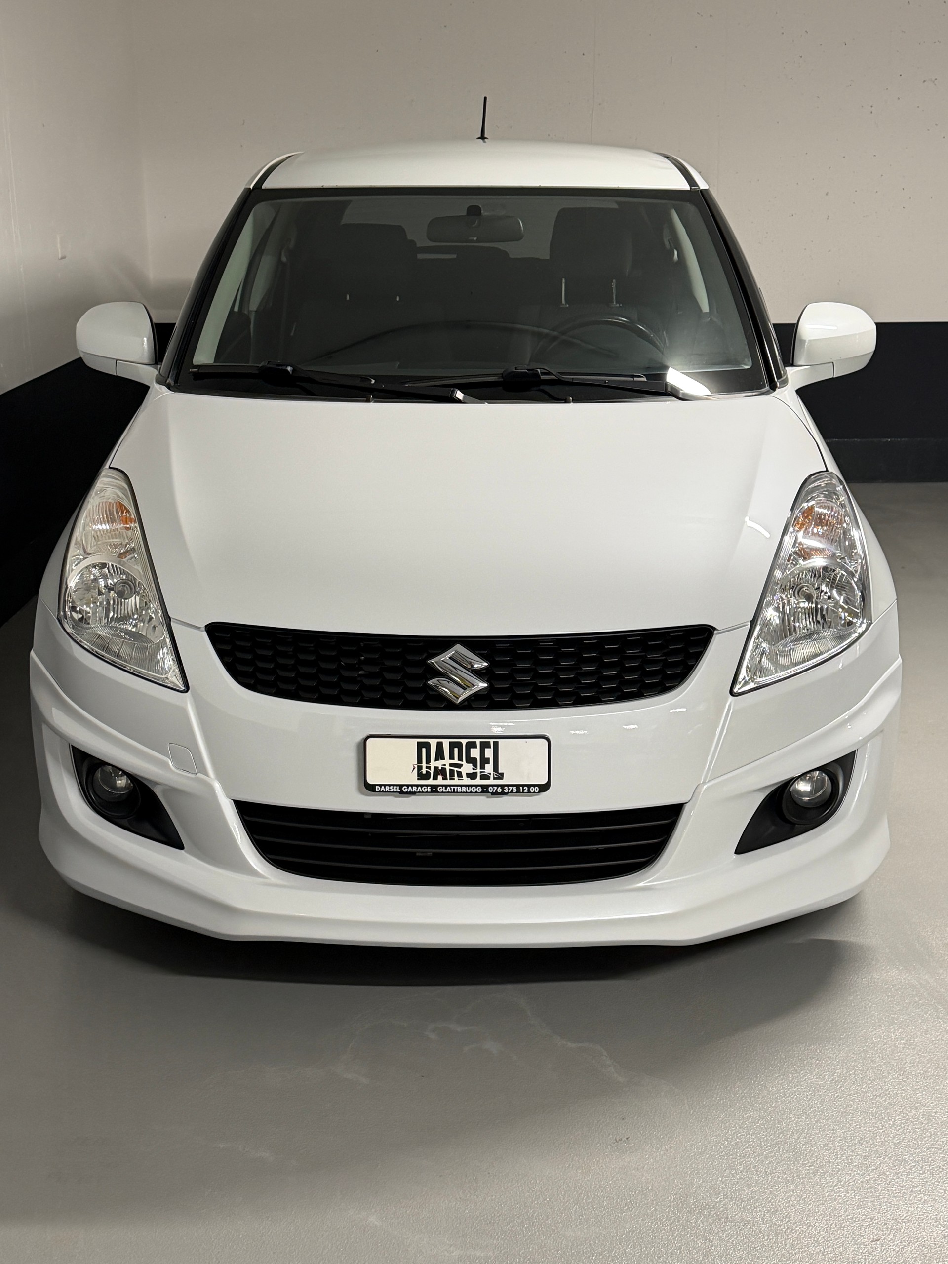 SUZUKI Swift 1.2i 16V GL Top-image-1