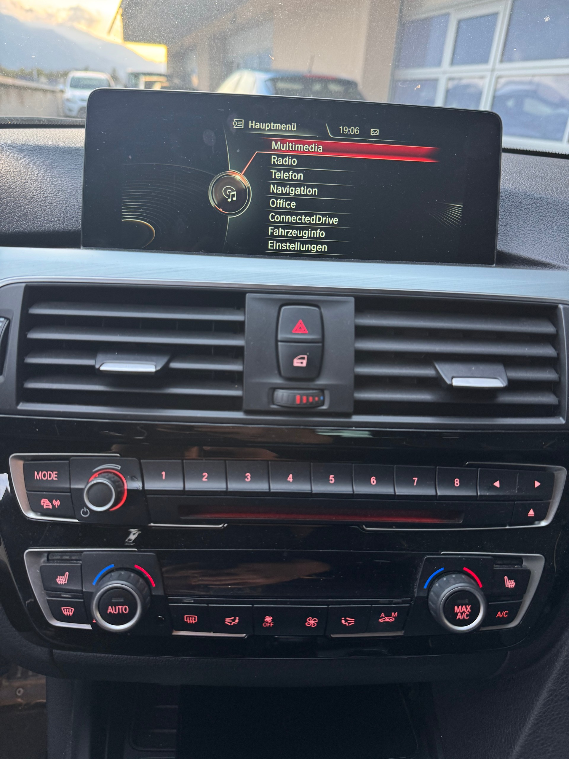 BMW 335d xDrive Touring M Sport Line Steptronic-image-14
