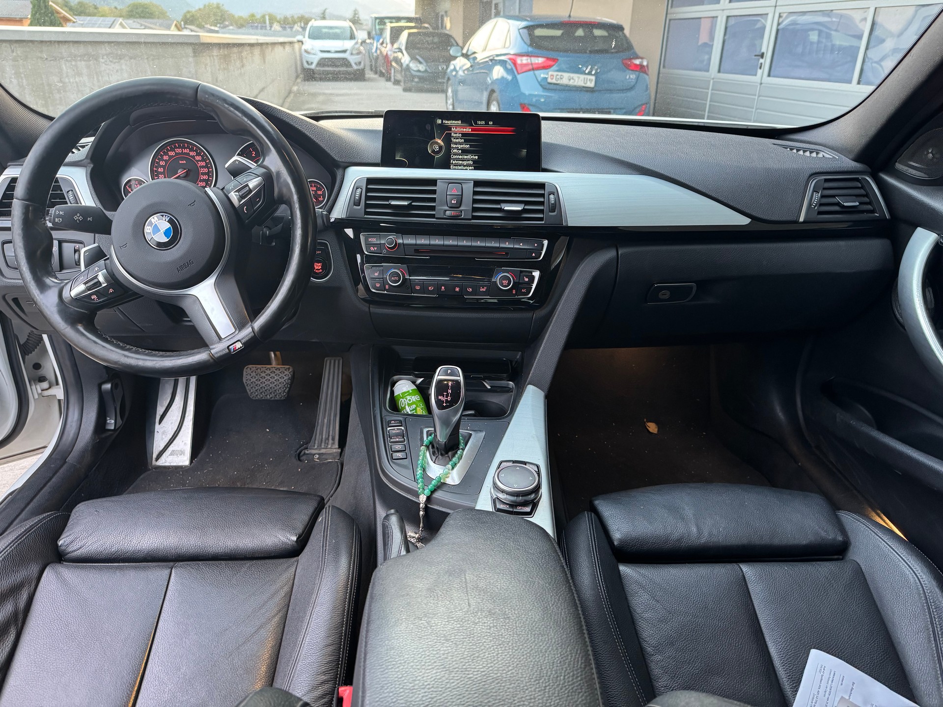 BMW 335d xDrive Touring M Sport Line Steptronic-image-9