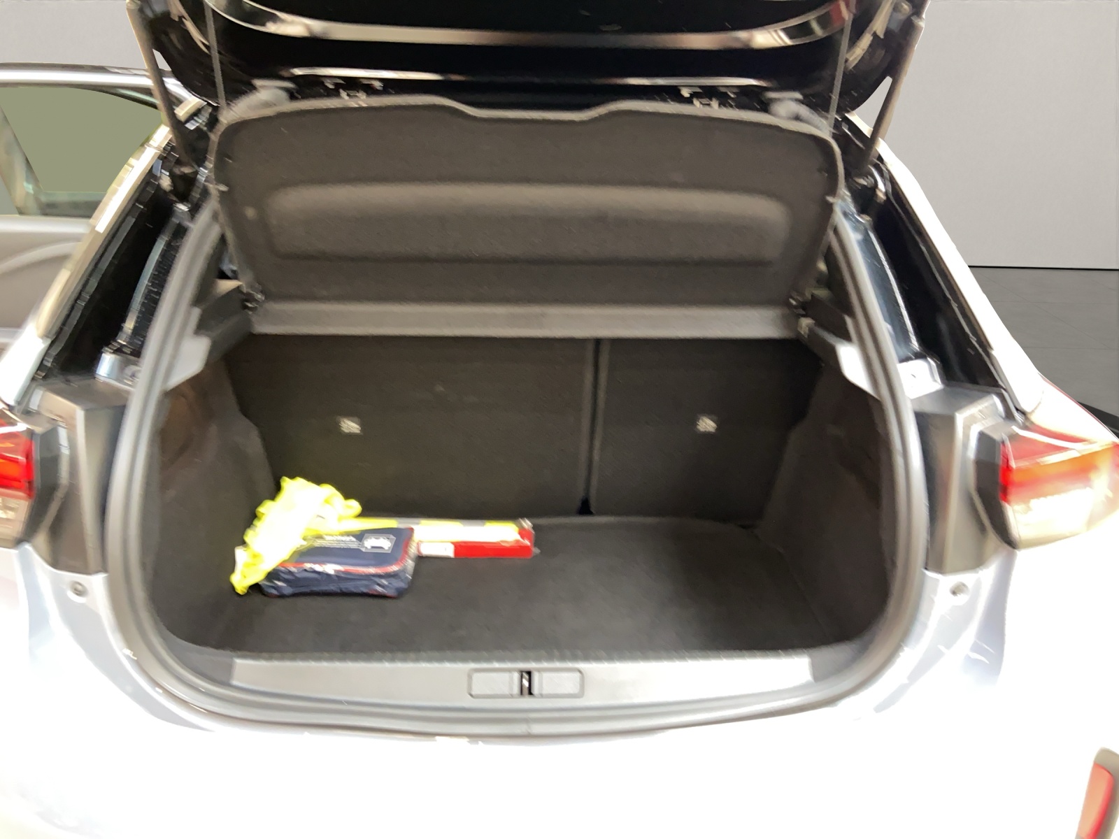 OPEL Corsa 1.2 T Hybrid GS-image-14