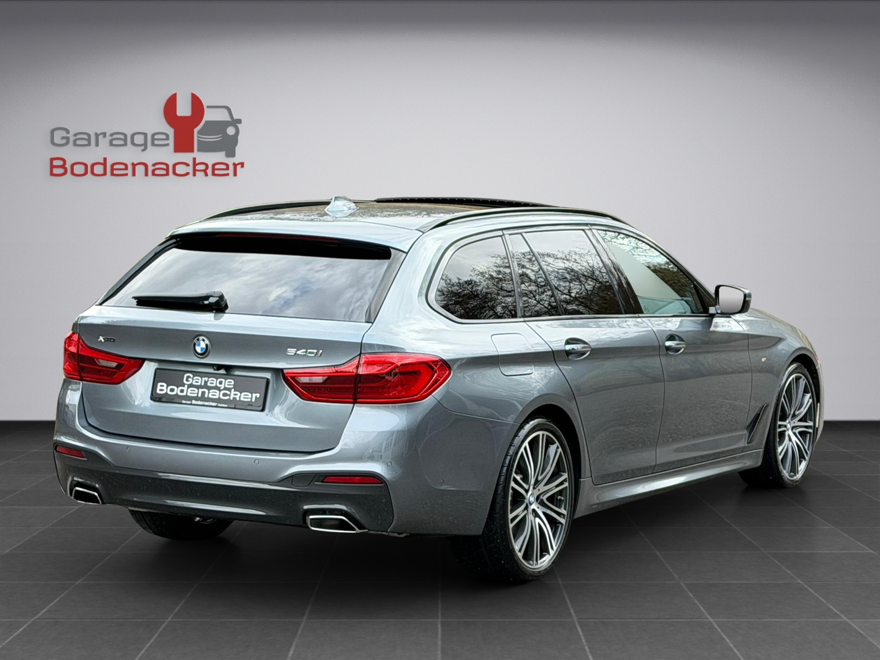 BMW 540i xDrive Touring M Sport Line Steptronic * M Paket * B58 * Vollausstattung !! * NP. 130'280.- *-image-4