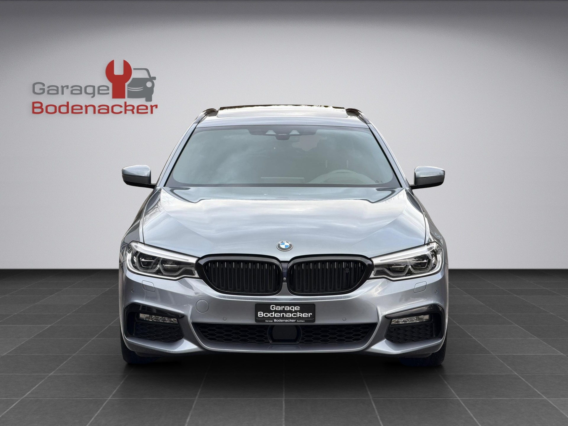 BMW 540i xDrive Touring M Sport Line Steptronic * M Paket * B58 * Vollausstattung !! * NP. 130'280.- *-image-14