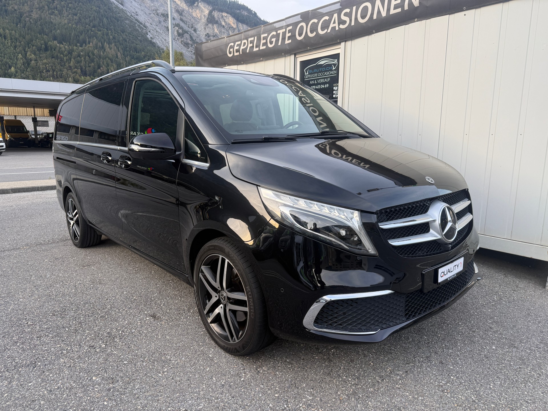 MERCEDES-BENZ V 250 d lang Exclusive 4Matic 9G-Tronic-image-1