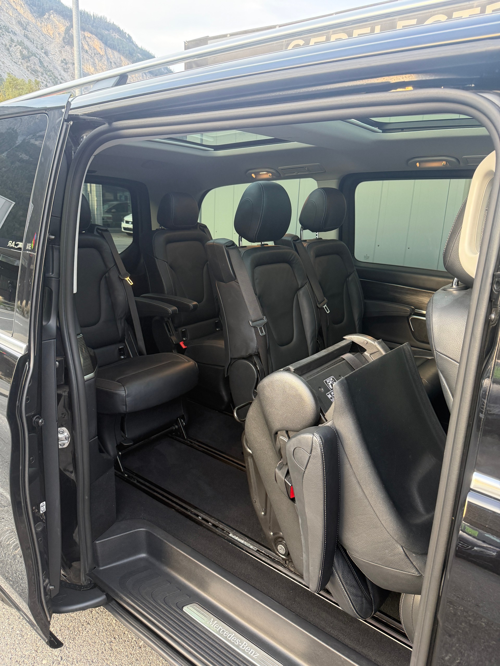 MERCEDES-BENZ V 250 d lang Exclusive 4Matic 9G-Tronic-image-14