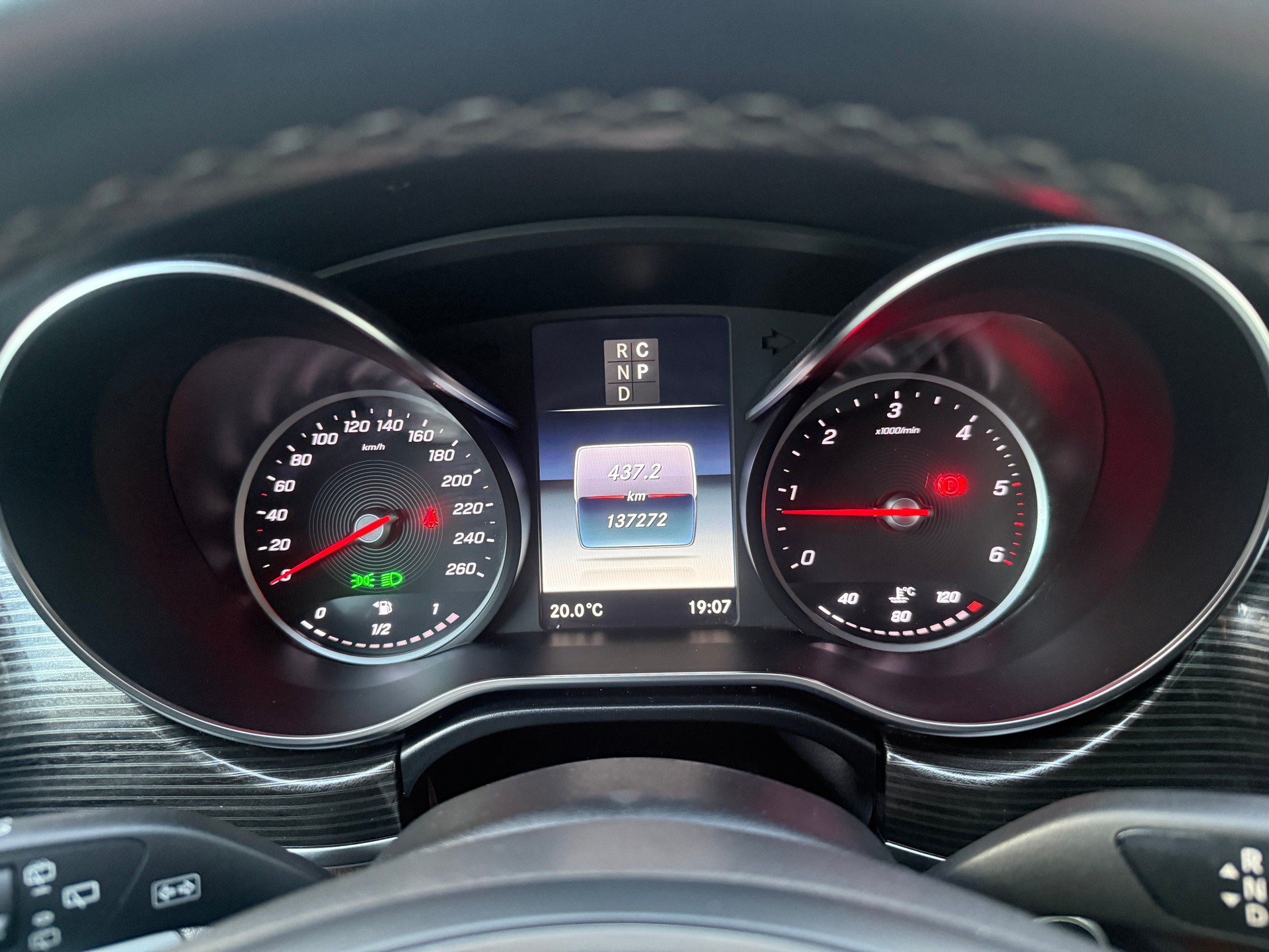 MERCEDES-BENZ V 250 d lang Exclusive 4Matic 9G-Tronic-image-26