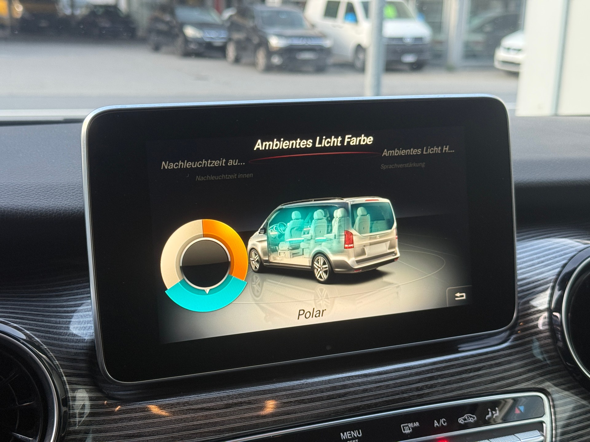 MERCEDES-BENZ V 250 d lang Exclusive 4Matic 9G-Tronic-image-28